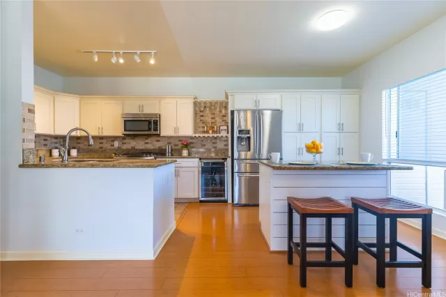 MLS: 202512876 Condo For Sale