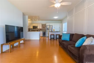 Photo #2: 202512876 Listing 