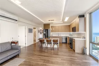 Photo #3: 202512924 Listing 