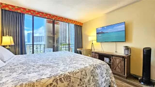 Photo #4: 202512942 Listing 