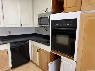 Photo #4: 202512948 Listing 