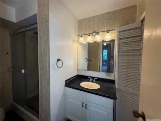 Photo #5: 202512948 Listing 