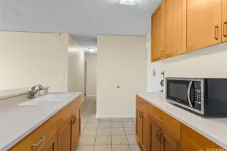 Photo #3: 202512965 Listing