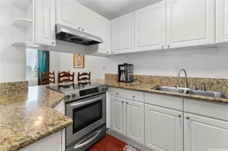 Photo #4: 202513022 Listing 