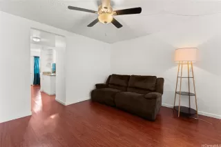 Photo #5: 202513022 Listing 