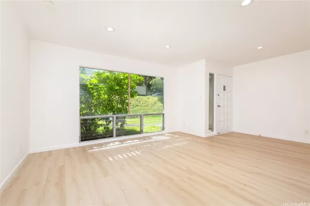 MLS: 202513035 Condo For Sale