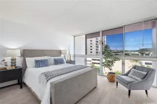 Photo #6: 202513056 Listing 