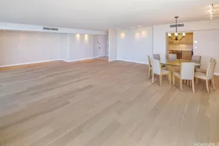 Photo #5: 202513058 Listing 