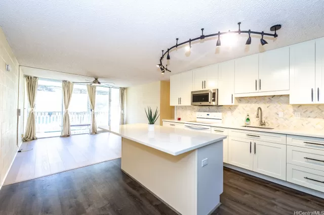 MLS: 202513061 Condo For Sale