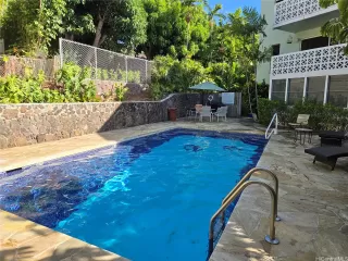 Photo #4: 202513077 Listing 