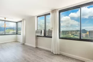 Photo #5: 202513125 Listing 