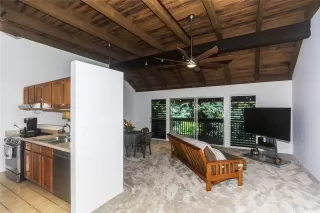 Photo #2: 202513141 Listing 