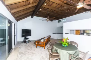 Photo #3: 202513141 Listing 