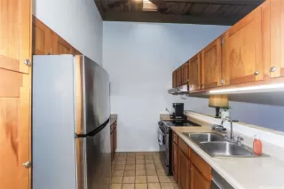 Photo #4: 202513141 Listing 