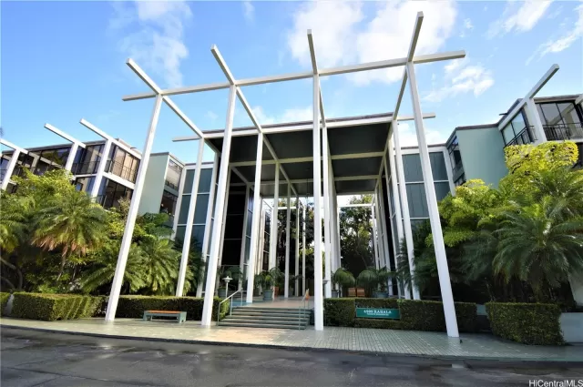 MLS: 202513157 Condo For Sale