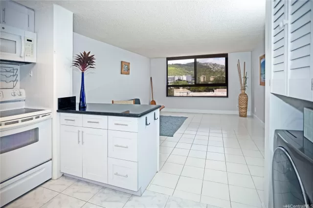 MLS: 202513167 Condo For Sale