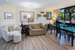 Photo #3: 202513209 Listing 