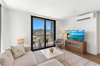 Photo #3: 202513249 Listing 