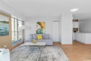 Photo #2: 202513285 Listing 