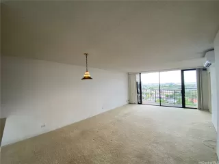 Photo #6: 202513315 Listing 