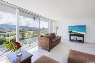 Photo #3: 202513348 Listing 