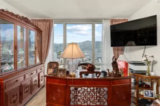 Photo #6: 202513398 Listing 