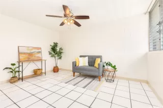 Photo #2: 202513407 Listing 