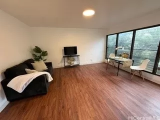 Photo #2: 202513415 Listing 