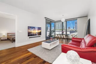 Photo #3: 202513511 Listing