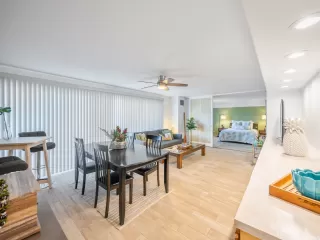 Photo #3: 202513514 Listing 