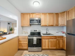 Photo #6: 202513514 Listing 