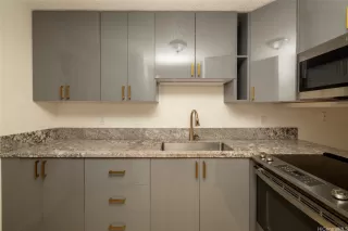 Photo #2: 202513524 Listing