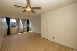 Photo #5: 202513524 Listing