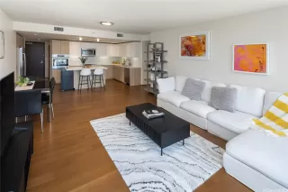 Photo #3: 202513531 Listing 