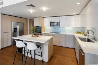 Photo #6: 202513531 Listing 