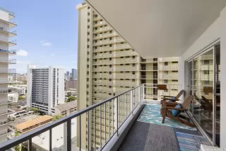 Photo #4: 202513560 Listing 