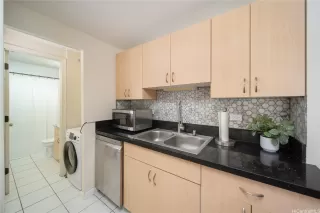 Photo #6: 202513595 Listing 