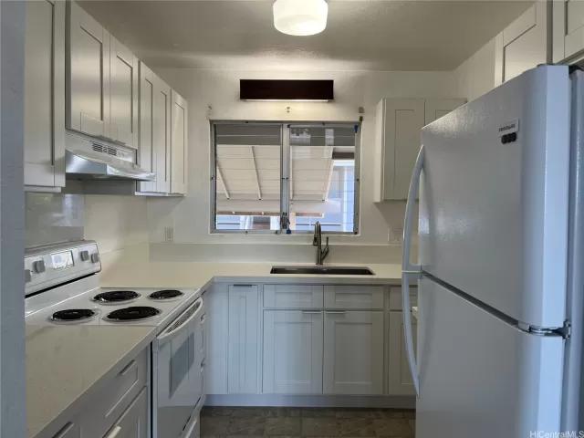 MLS: 202513600 Condo For Sale