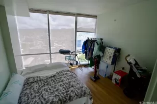 Photo #5: 202513639 Listing