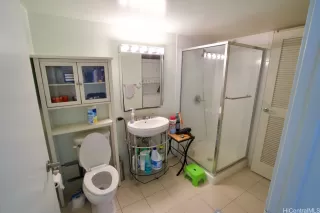 Photo #6: 202513639 Listing