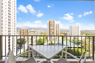 Photo #4: 202513641 Listing 