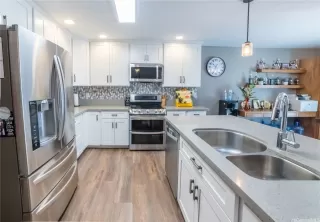 Photo #2: 202513740 Listing