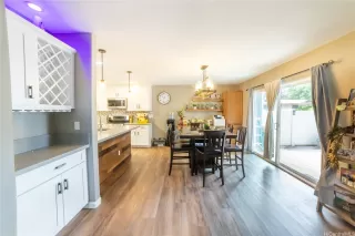 Photo #6: 202513740 Listing