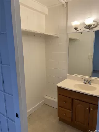 Photo #4: 202513766 Listing