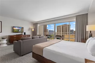 Photo #3: 202513775 Listing 