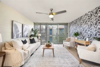 Photo #2: 202513788 Listing 