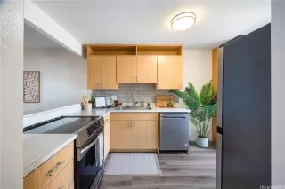 Photo #5: 202513791 Listing 