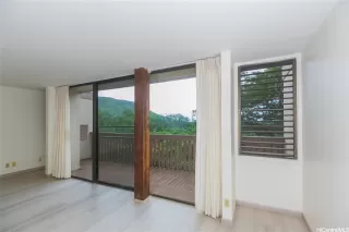 Photo #2: 202513805 Listing 