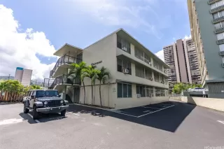More Details about MLS # 202513812 : 909 KAHUNA LANE 305