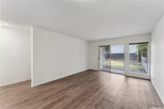 Photo #5: 202513877 Listing 